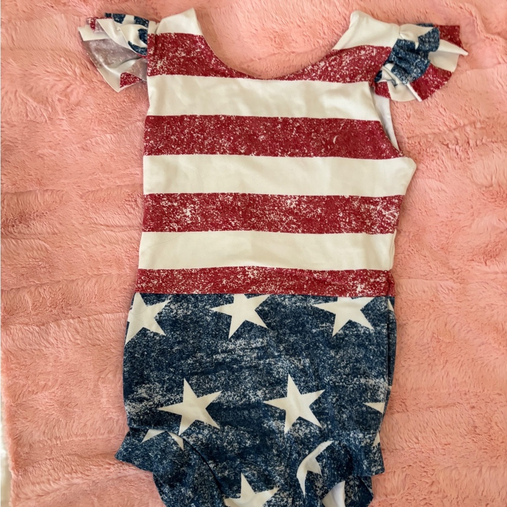 Busy Bod Leo - Size 8 - American